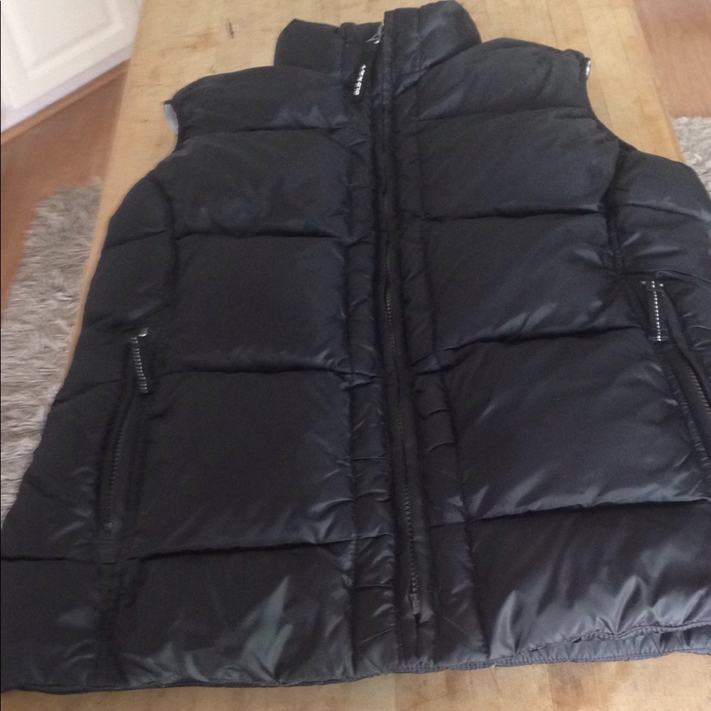 Old navy black down puffer ski vest